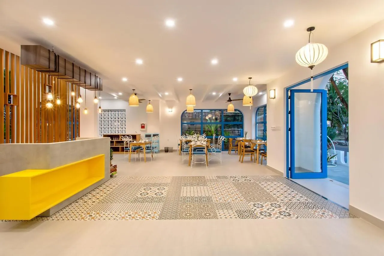 Santorin Hoian Villa Hoi An